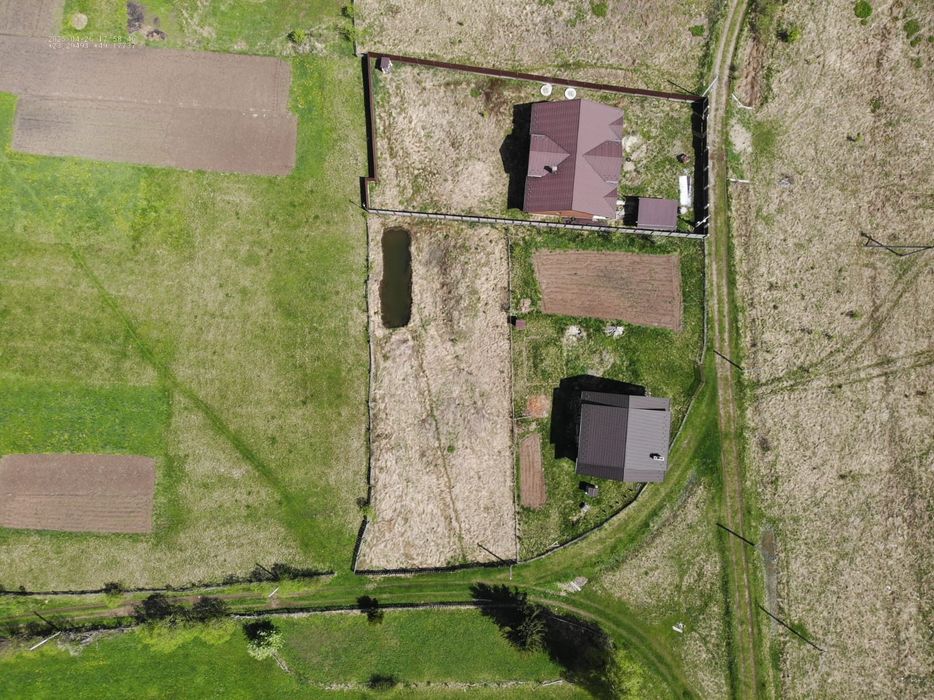 Земельна ділянка в Карпатах , річка , гори