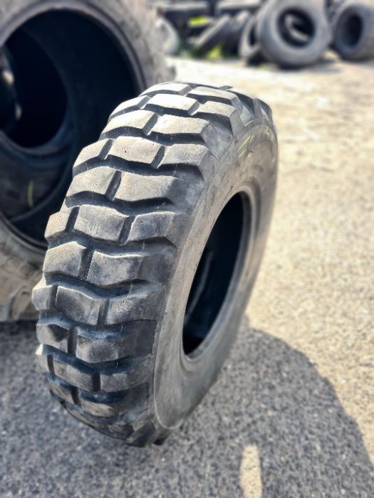 Opona 12.5r20 używana 335/80r20 przemysłowa DUNLOP SP PG7