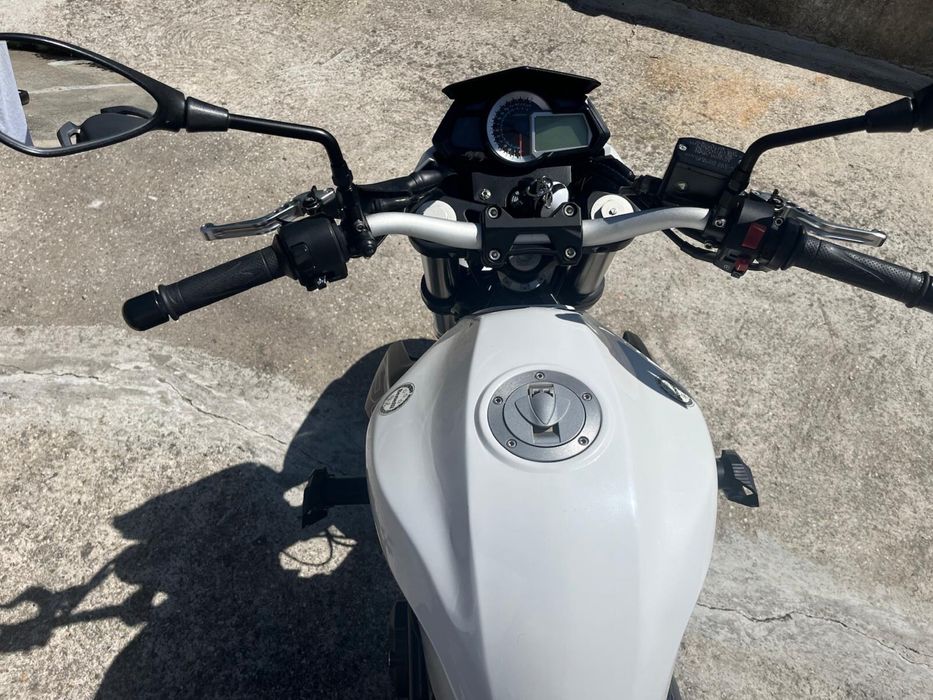 Vendo Benelli 300cc