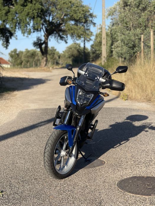 Honda Nc750x sempre de garagem