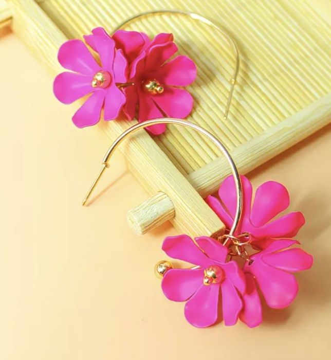 Nowe kolczyki fuksjowe kwiatki złote koła stal nierdzewna