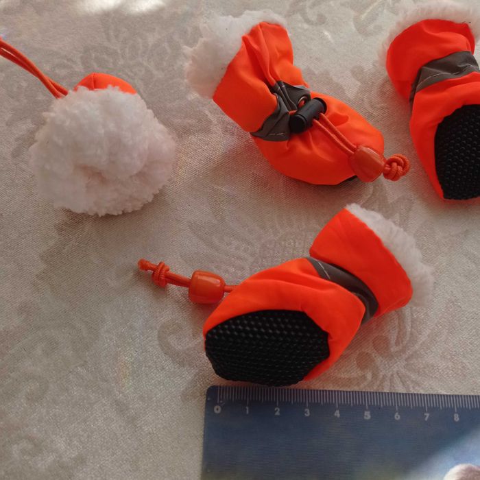 Buty, buciki na kożuszku dla małego pieska