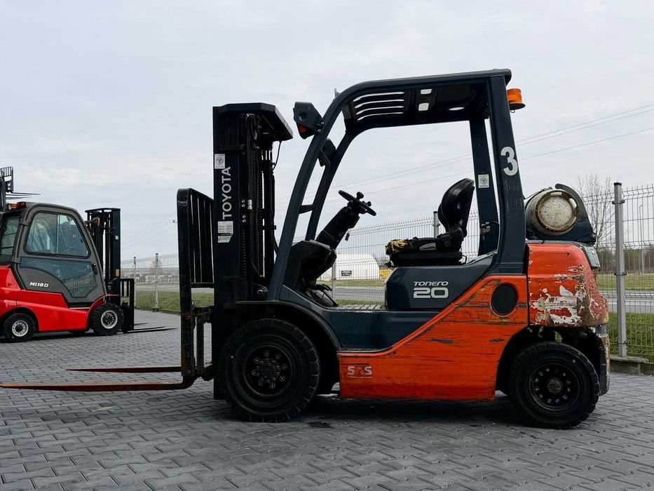 Wózek widłowy TOYOTA 02-8FGF20,Gaz, Triplex Wolny Skok, 2018r