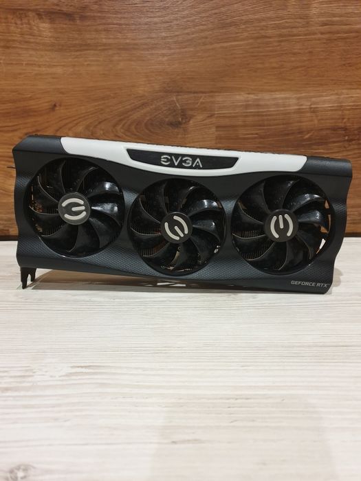 Продам видеокарту NVIDIA GeForce EVGA RTX 3070 Ti 8GB.