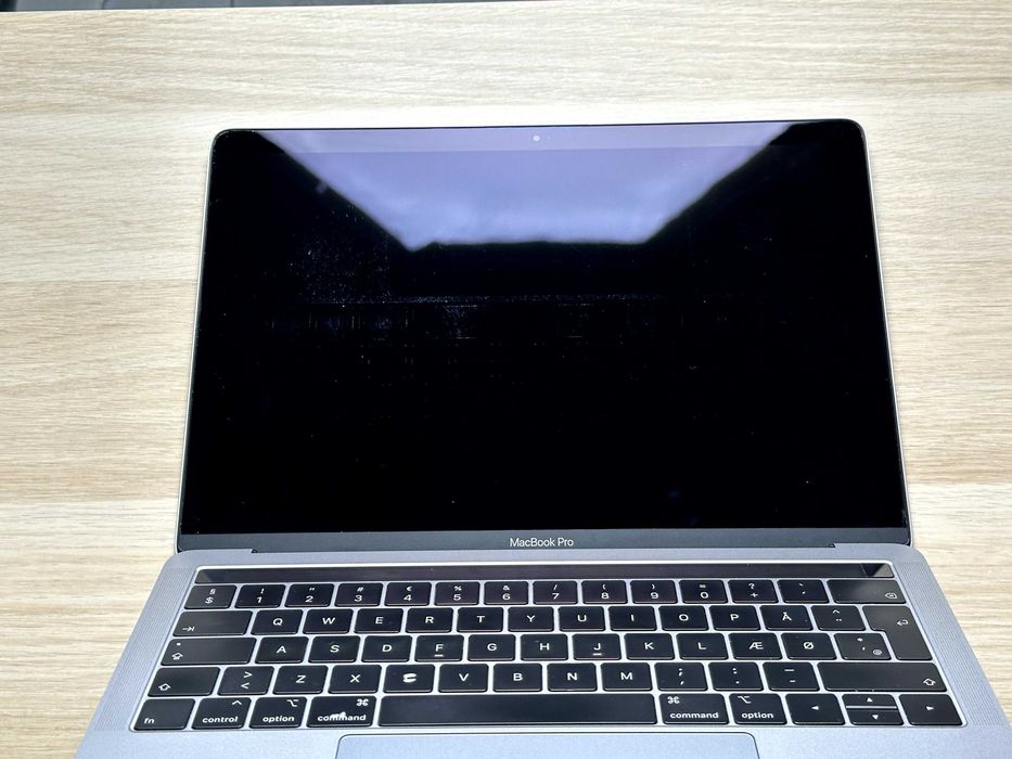 Topcase z ekranem do MacBook Pro 13" A1989 (2018–2019) – Sprawny