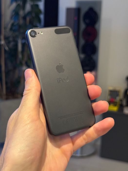Apple iPod Touch 6th Gen 16GB MP3 плеєр 82