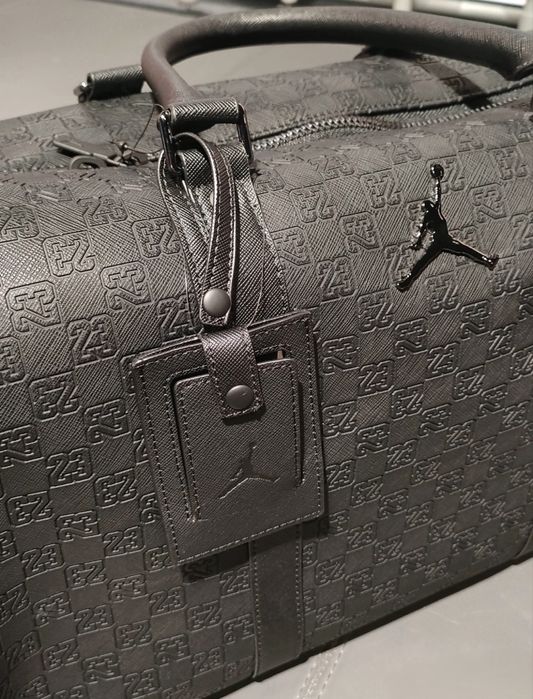 Дорожня сумка Air Jordan Monogram Duffle Bag чорна шкіряна ОРИГІНАЛ