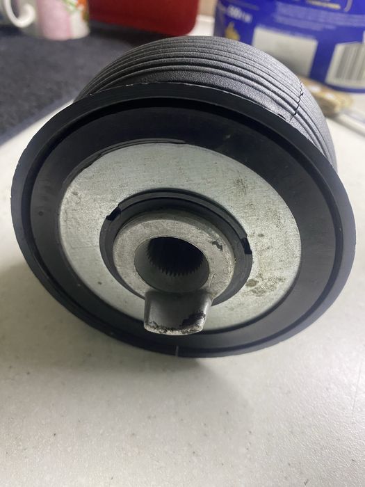 Продам переходник на спорт руль на гольф2 поколения