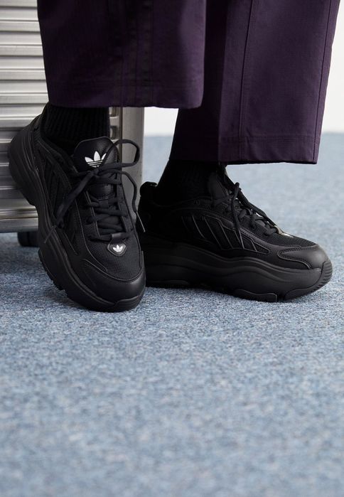 Кроссовки Adidas ozgaia w unisex женские мужские