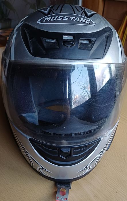 Шолом мото Musstang. Шлем