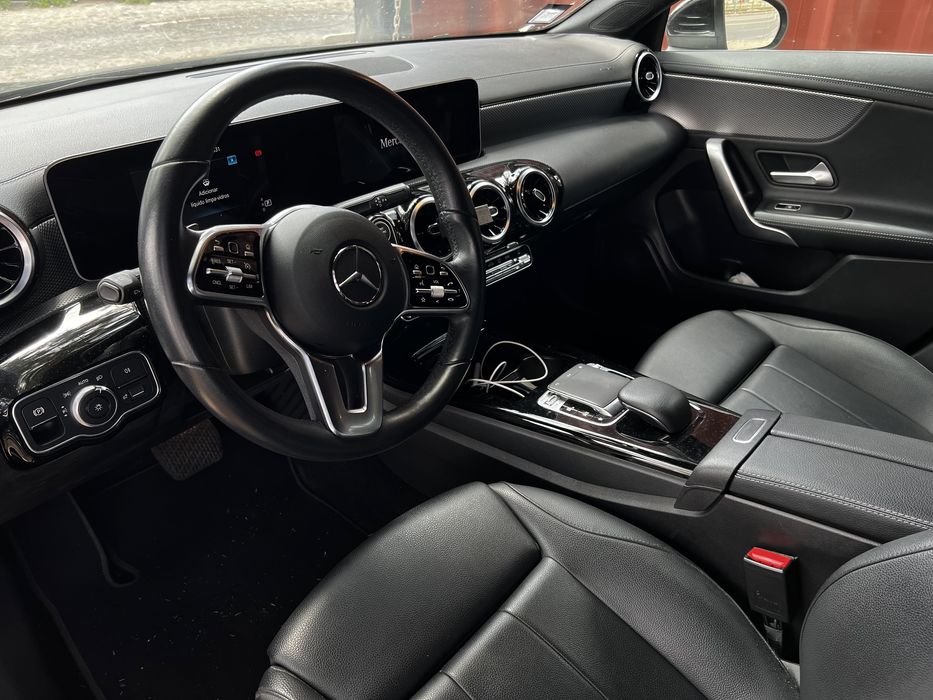 Mercedes Cla 200 nacional sempre assistido na marca