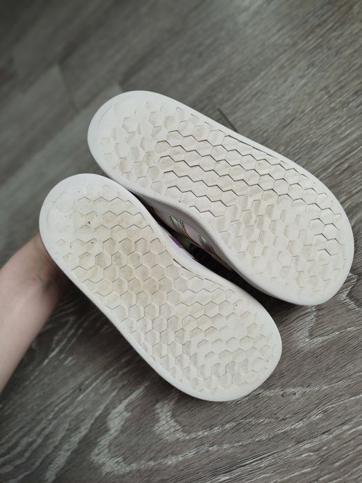 Кросівки Adidas  26,5