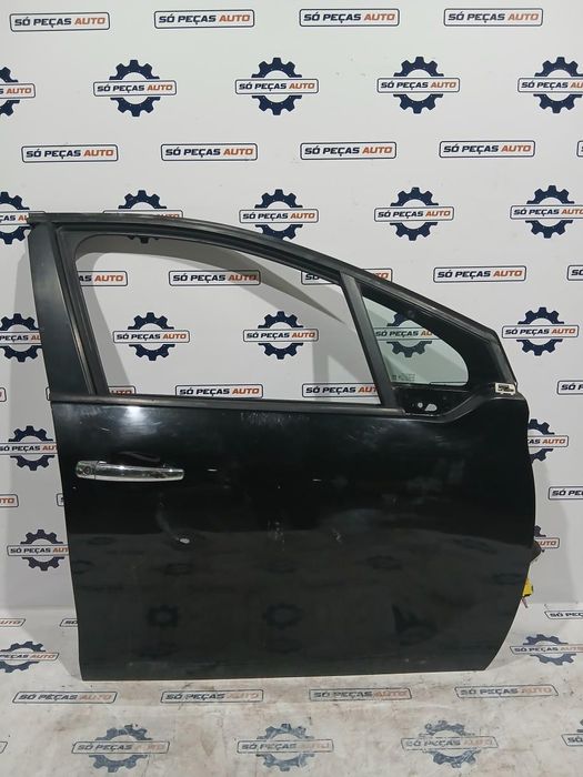 PORTA FRENTE DIREITA PRETA PEUGEOT 208 1.4HDI MK1 2012-2019 ANO: 2013