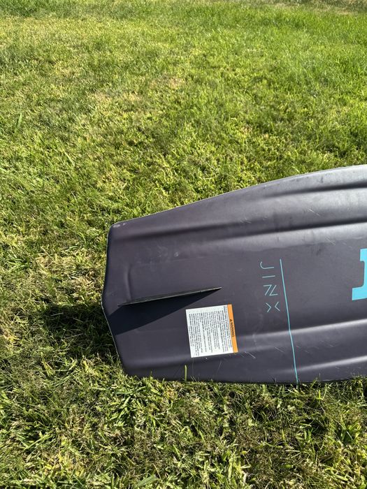 Prancha de Wakeboard Jobe Jinx 128
