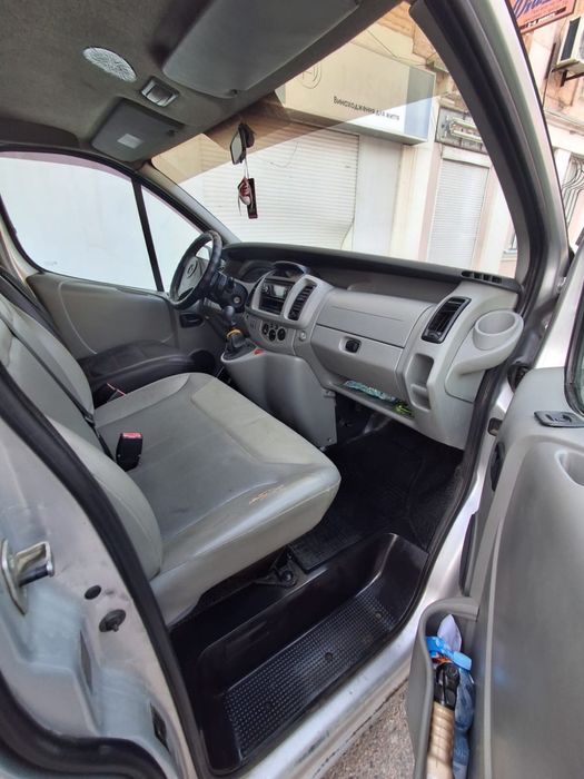 Продам авто Opel Vivaro