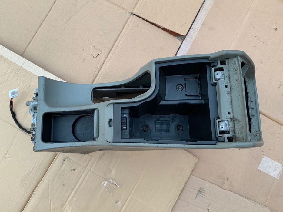 Portas, volante, consola central etc Alfa 159
