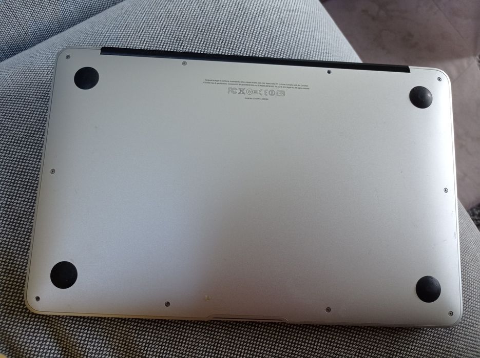 MacBook Air model A1370, 2011 model64862529943043123