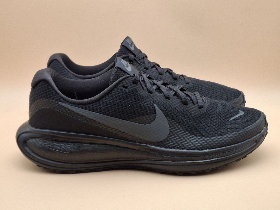 Кросівки Nike Revolution 8  Нові 41,44,5,45, 45,5,46 р.