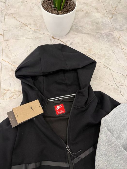 Зіп худі Nike Tech Fleece чорне / сіре S–M–L