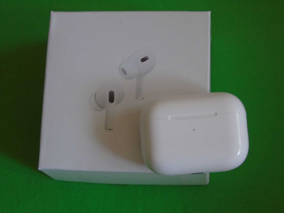 Навушники Apple AirPods Pro with MagSafe Case USB-C (2-ге покоління)