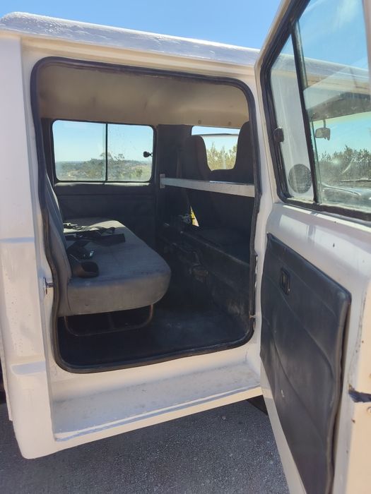 Hyundai H100 Caixa Aberta 6 Lugares - 156 mil KMS Ideal para o trabalho (TODA RESTAURADA COMO NOVA)