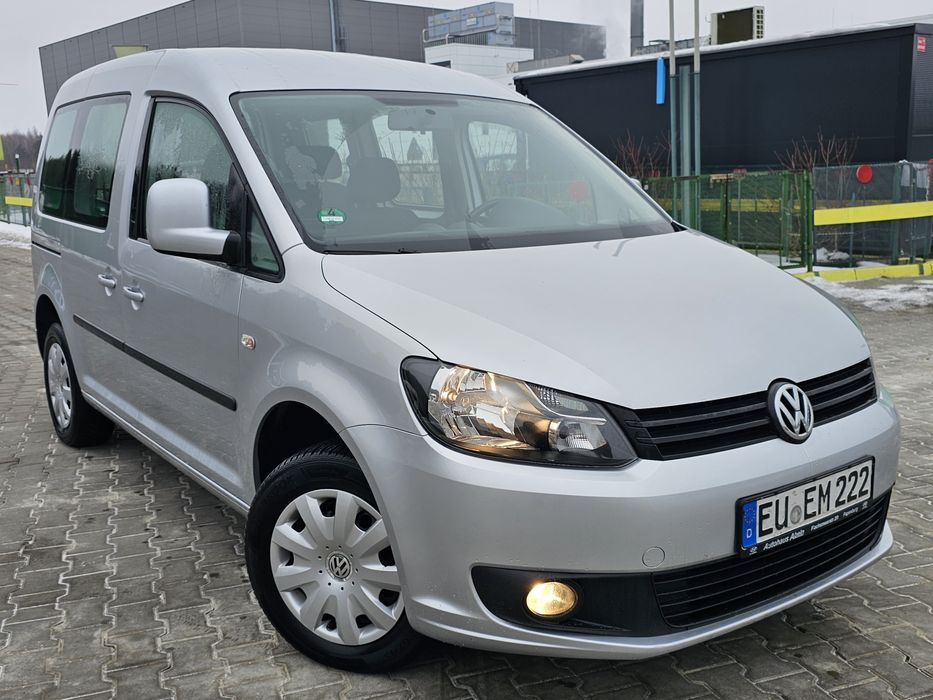 Volkswagen Caddy Benzyna 2011/12 Rok Bez Rdzy z Niemiec