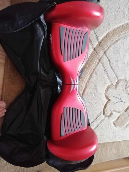 hoverboard elektryczny czerwony z ładowarką