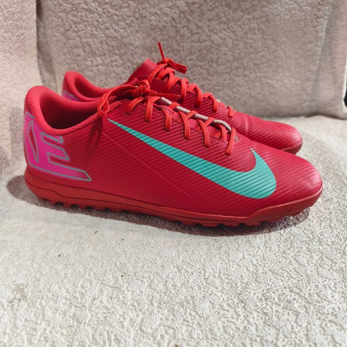 Сороконожки Nike - 40 - 41 p.  26 см.