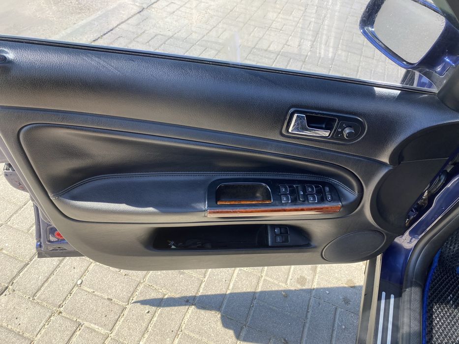 Volkswagen Passat B5+ 1.8T бензин