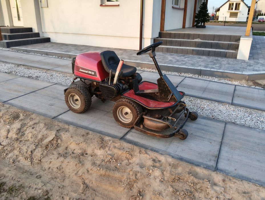 Traktorek Kosiarka JONSERED FR13 Rider