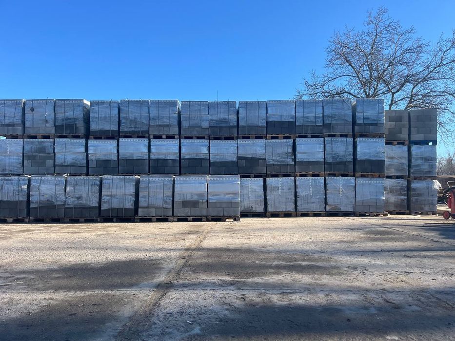 Шлакоблок 19х19х40 вес 20 кг. 25грн. ОПТ\РОЗ.