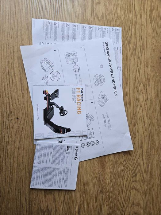 Volante Logitech G923 (PC/PS4/PS5) + Pedais