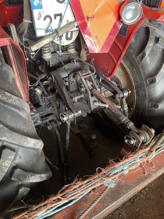 Trator yanmar YM246D