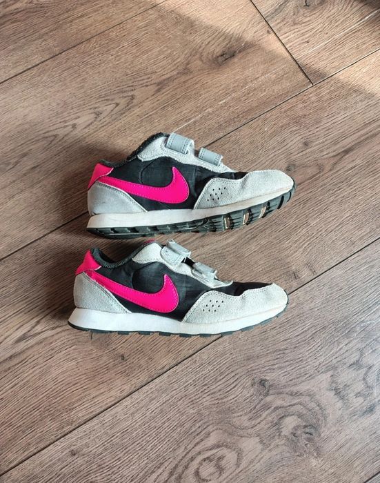 Buty na rzepy Nike 31