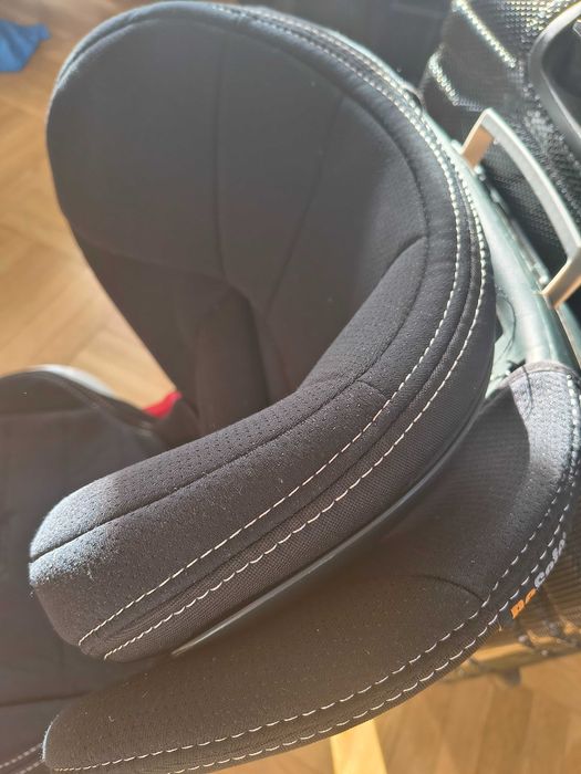 Fotelik samochodowy BeSafe IZI Flex Fix i size