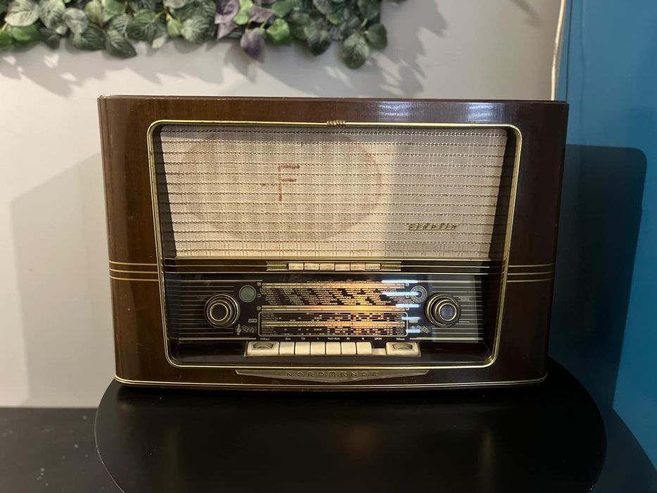 Radio lampowe Nordmende Fidelio 57