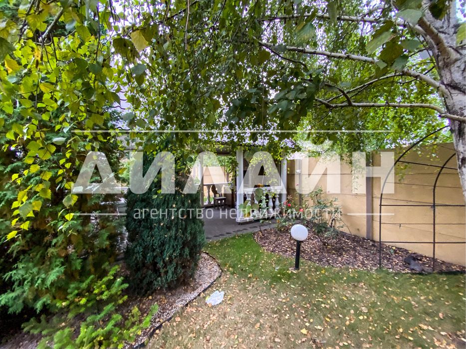 Срочно ! Супер дом в Александровском мкр-не, 4 спальни , 3 сан.узла