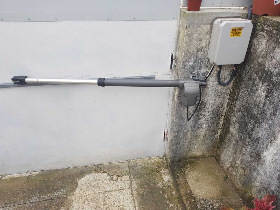 Motor portao com braco e barra para aplicacao tinco eletico