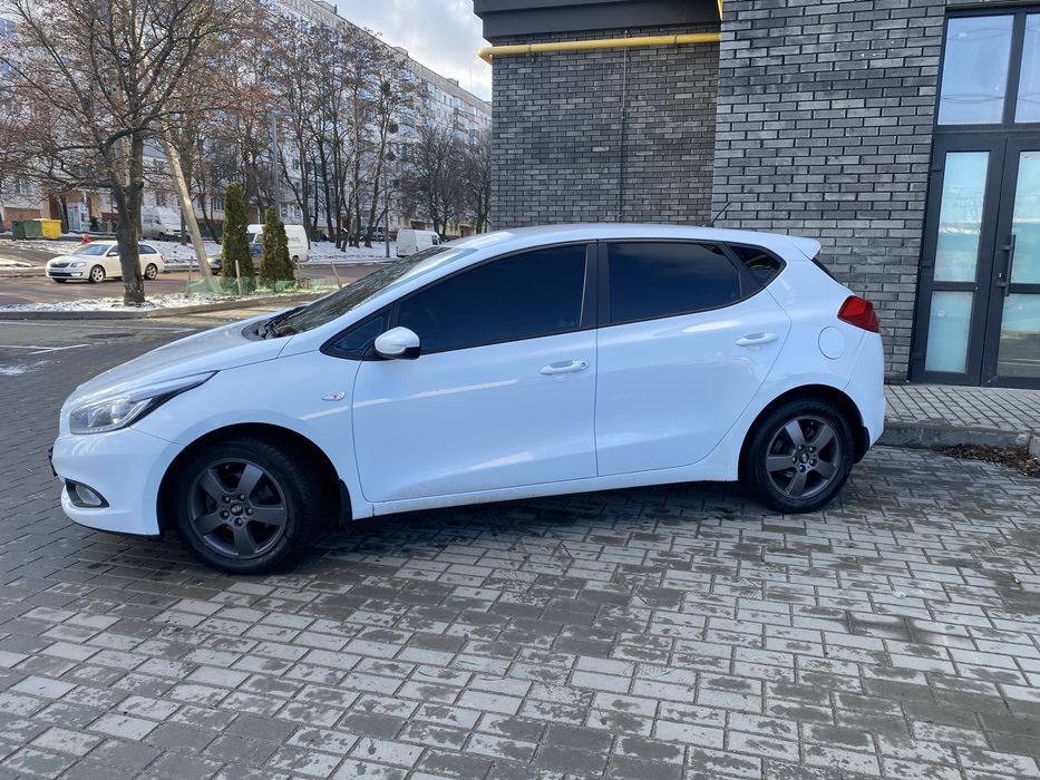 Kia Ceed 2013 1.6 CRDI