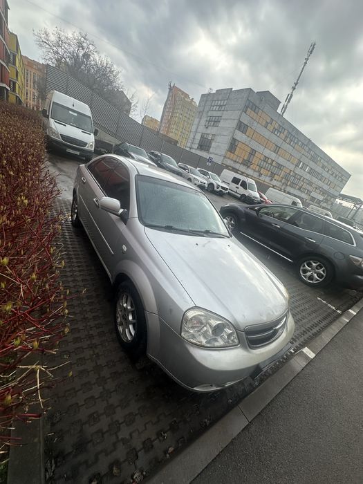 Chevrolet lacetti  автомат