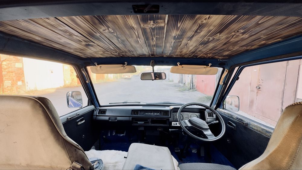 Nissan Vanette c122