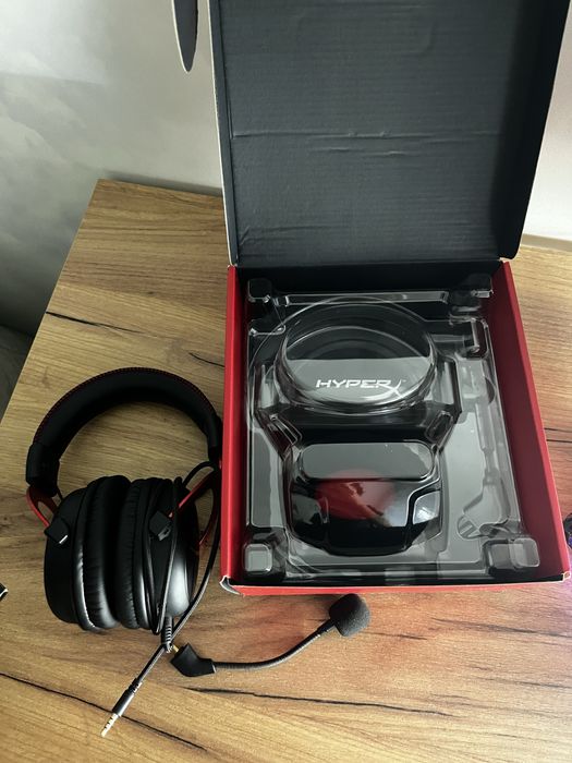 hyperX cloud || wired
