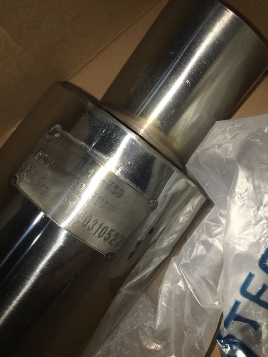 Silenciador dianteiro