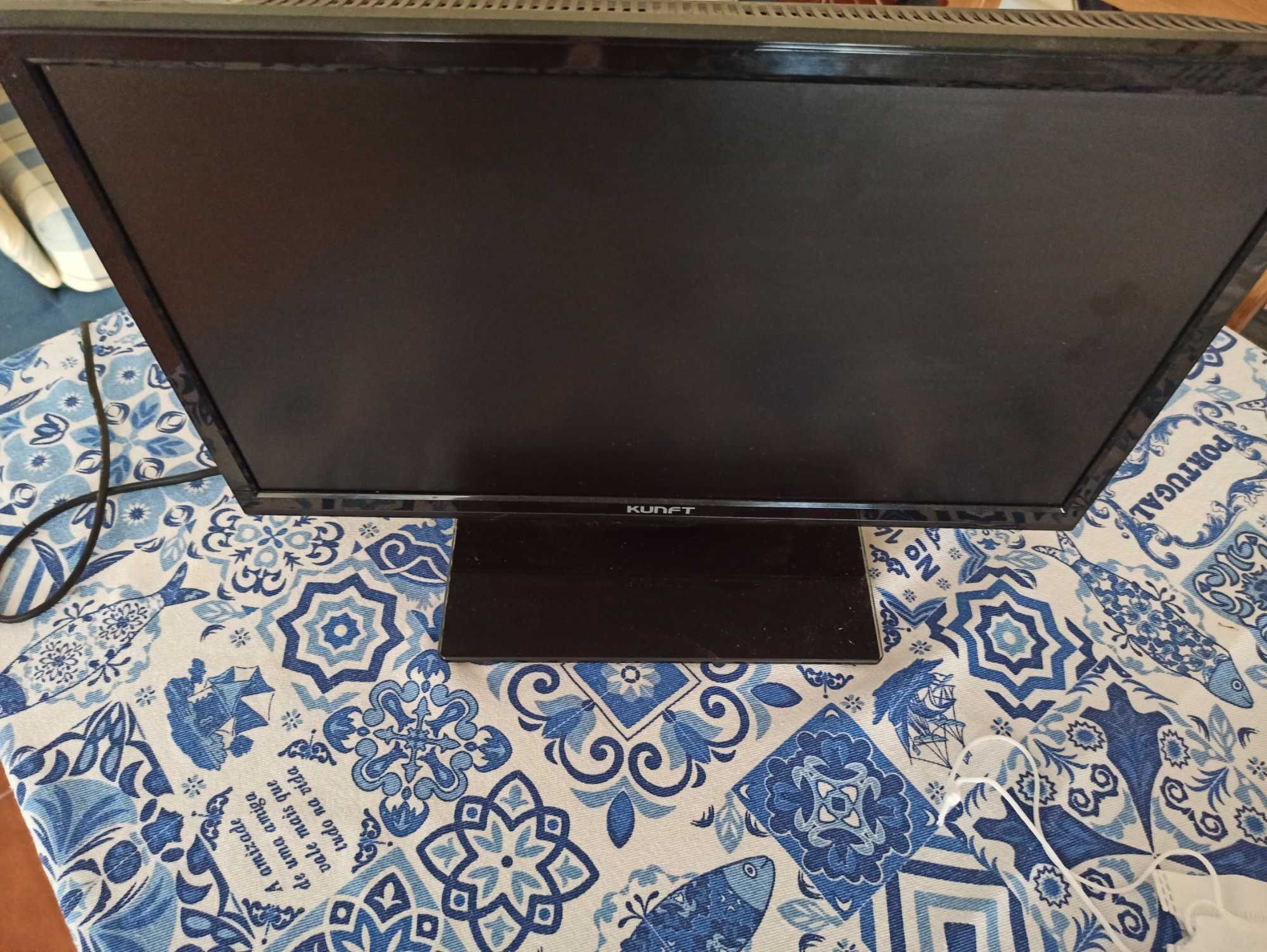 TV / monitor Kunft (LED - 20'' polegadas - Full HD) Faro • OLX Portugal