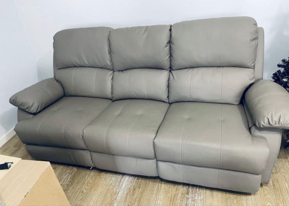 Sofa Retratil novo
