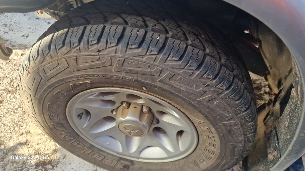Mitsubishi l200  2.5