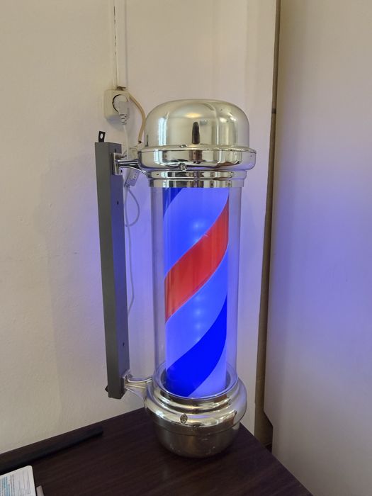 Baber pole , poste de barbearia
