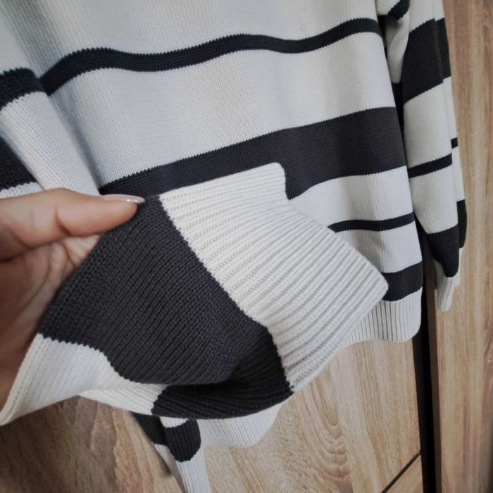 Sweter XL  Lacoste.