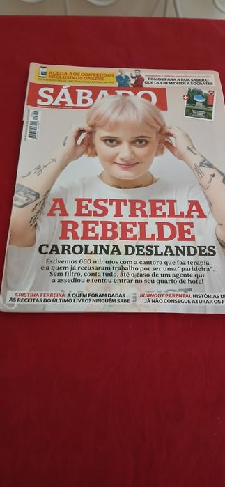 Sábado  - Carolina Deslandes
