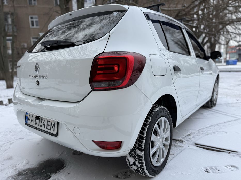 Продам Renault Sandero 2019
